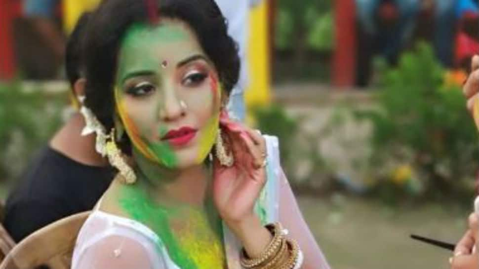 Holi 2020: Monalisa, Aamrapali Dubey, Rani Chatterjee post wishes in their own style