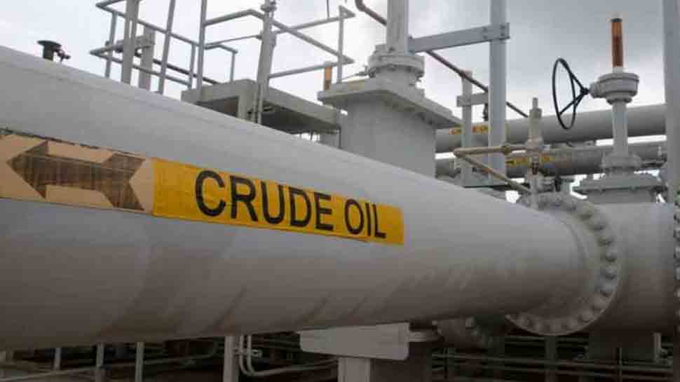 Jumping jack Altijd breng de actie Crude oil prices jump up by 11 percent after observing biggest fall on  Monday | Economy News | Zee News