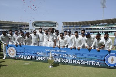 Saurashtra pose after beating Bengal on 1st innings lead