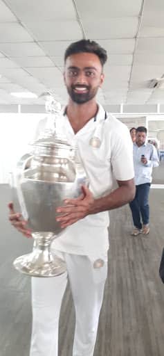 Jaydev Unadkat poses with Ranji Trophy
