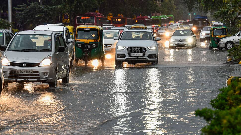 At least 6 people killed in UP due to heavy rains and hailstorm, crops severely damaged