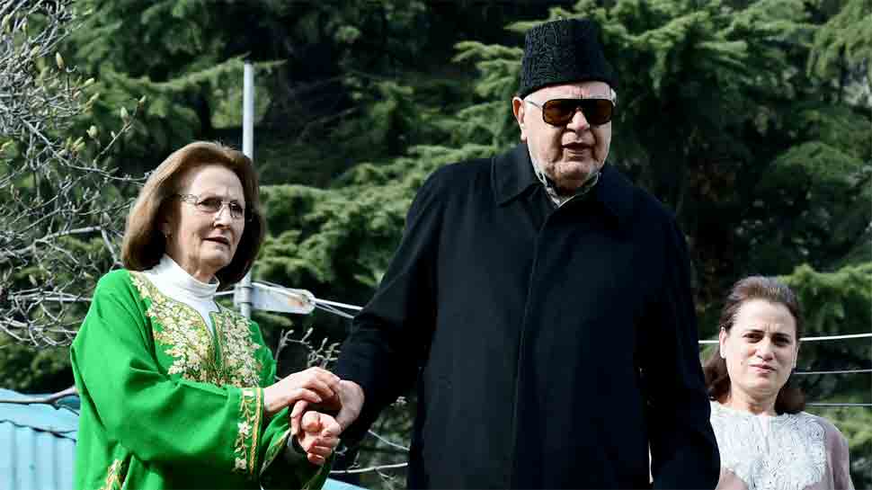 Farooq Abdullah meets son Omar after 7 months in detention in Srinagar