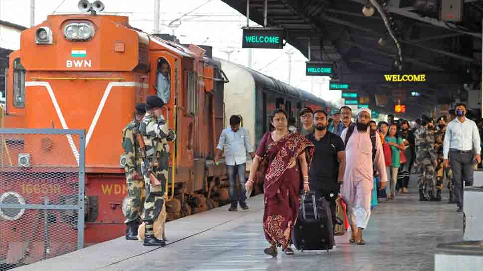 Central, Western Railway withdraw curtains, blankets from AC coaches amid coronavirus scare