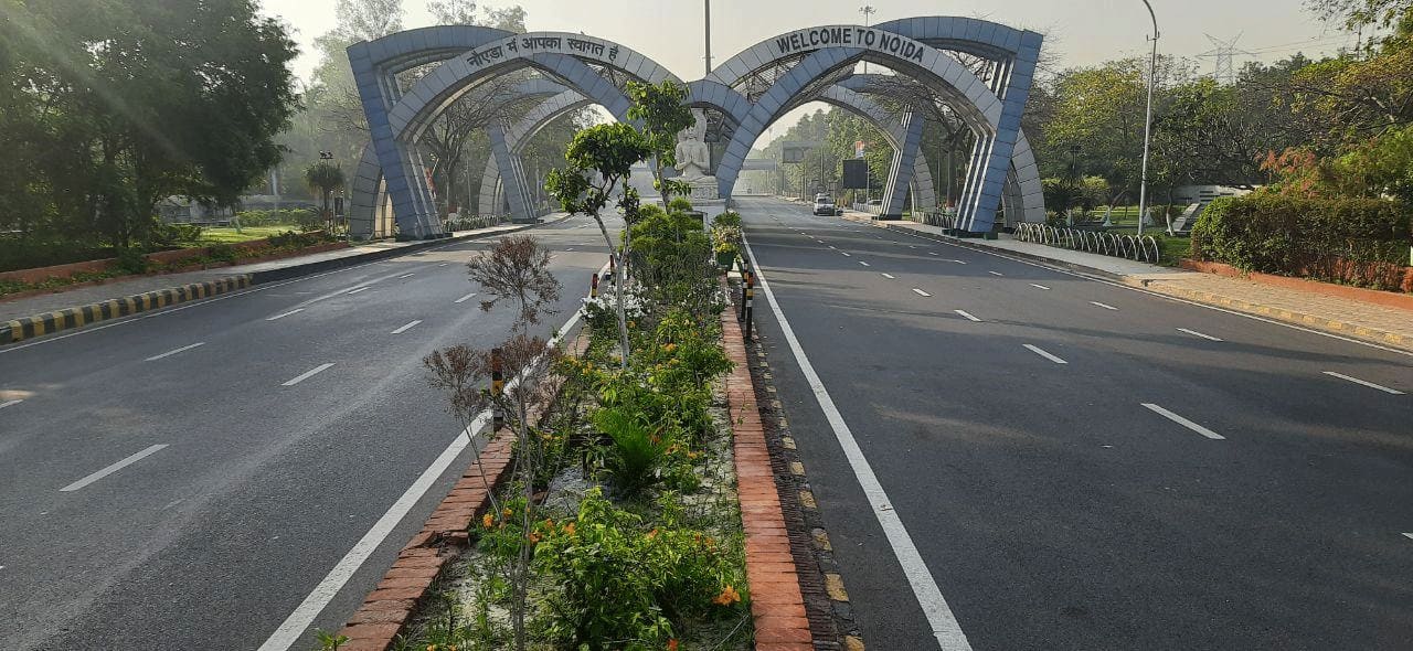 No traffic near Noida gate due to Janata curfew