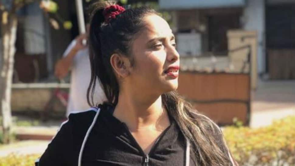 Bhojpuri bombshell Rani Chatterjee is soaking up Mumbai sun during quarantine break – Pics