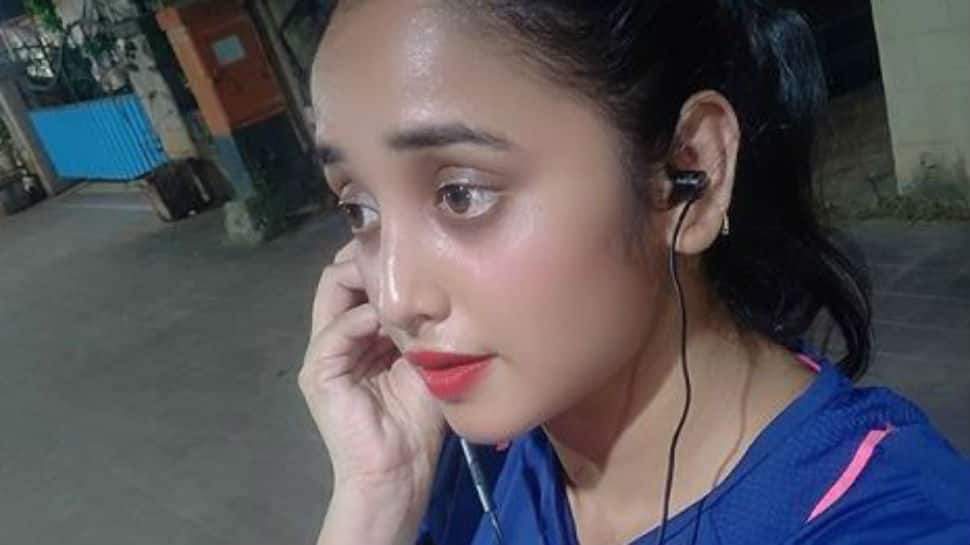 Bhojpuri stunner Rani Chatterjee works out at home, urges everyone to stay indoors in wake of coronavirus pandemic