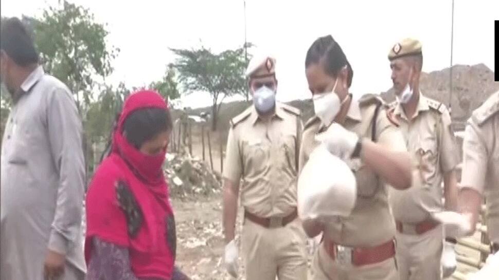 Coronavirus COVID-19: DCP North West, Delhi Police provides essential items to Pak refugees in Majlis Park amid lockdown 