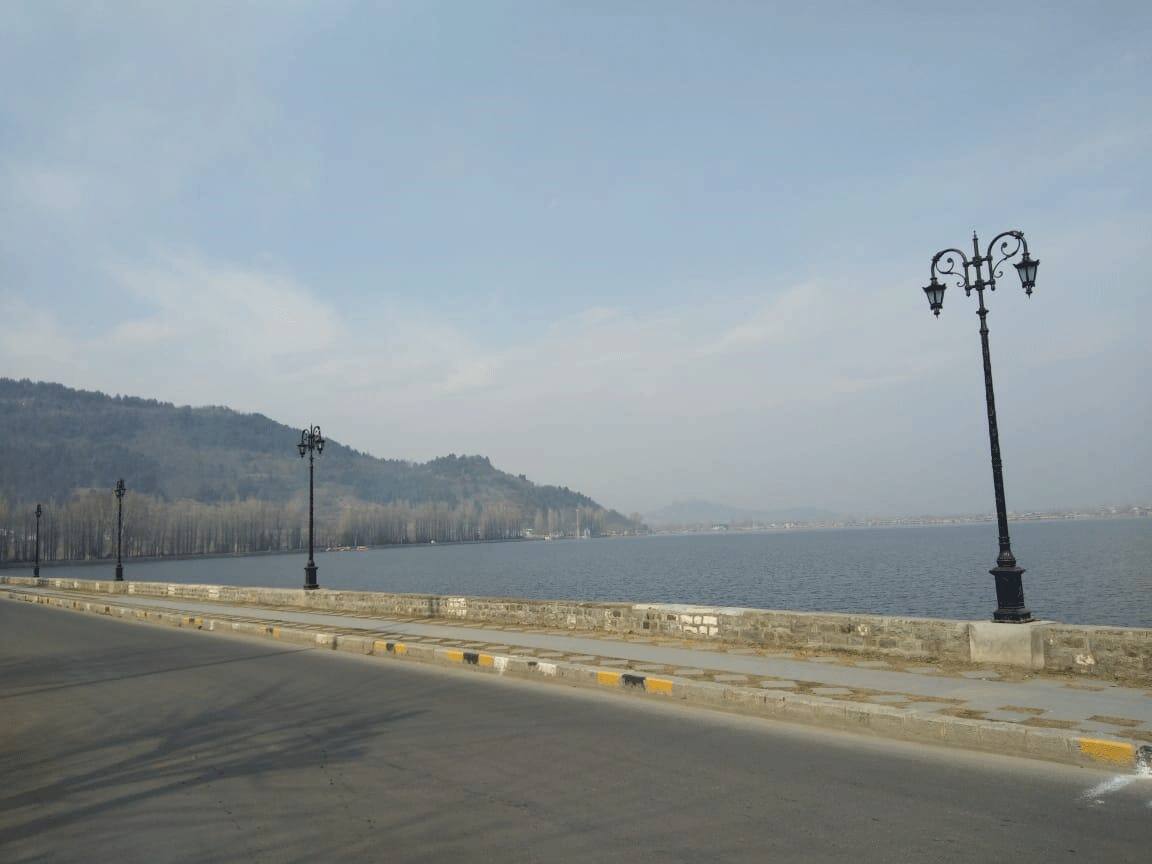 Lockdown in Srinagar