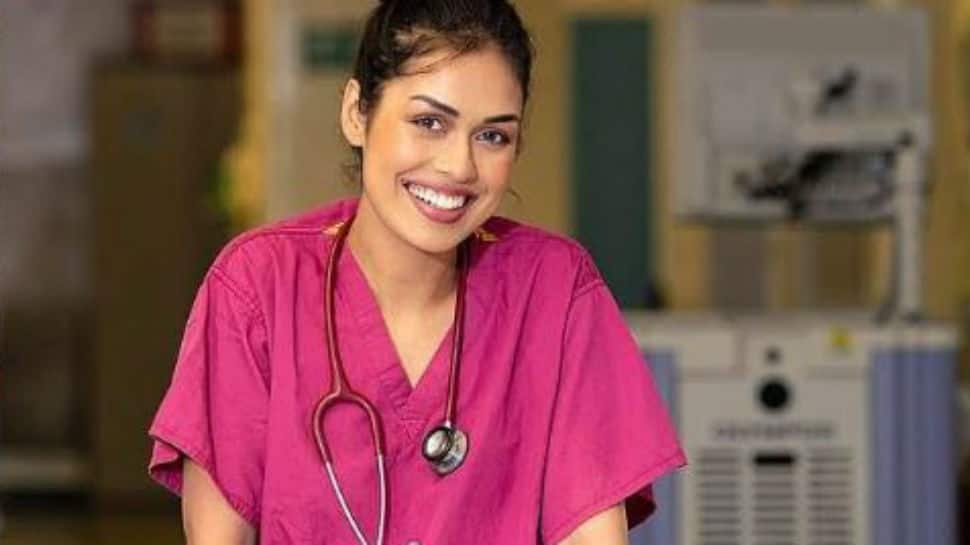 Indian-origin beauty queen Bhasha Mukherjee resumes work as doctor in UK amid coronavirus pandemic