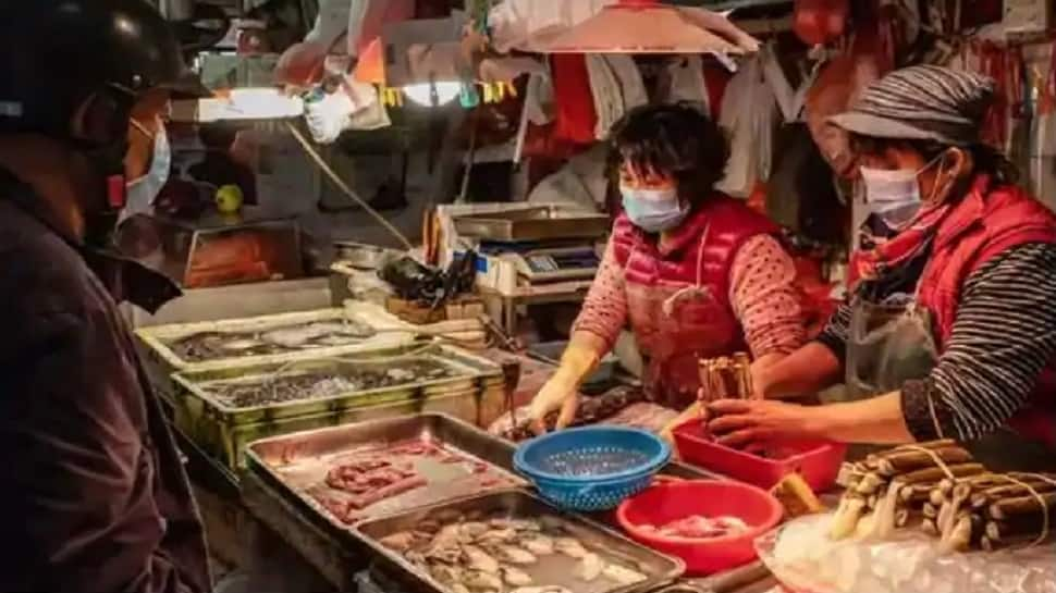 US lawmakers urge China to shut down &#039;wet markets&#039; amid coronavirus COVID-19 crisis