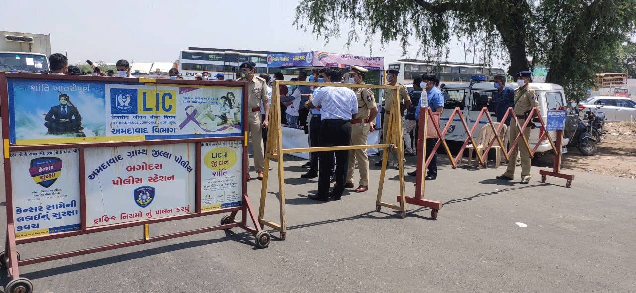 Police check posts in Ahmedabad