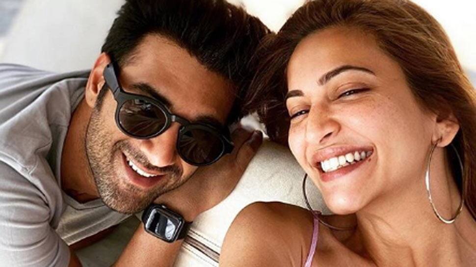 Pulkit Samrat giving oil 'champi' to girlfriend Kriti Kharbanda defines love in the times of quarantine - Watch