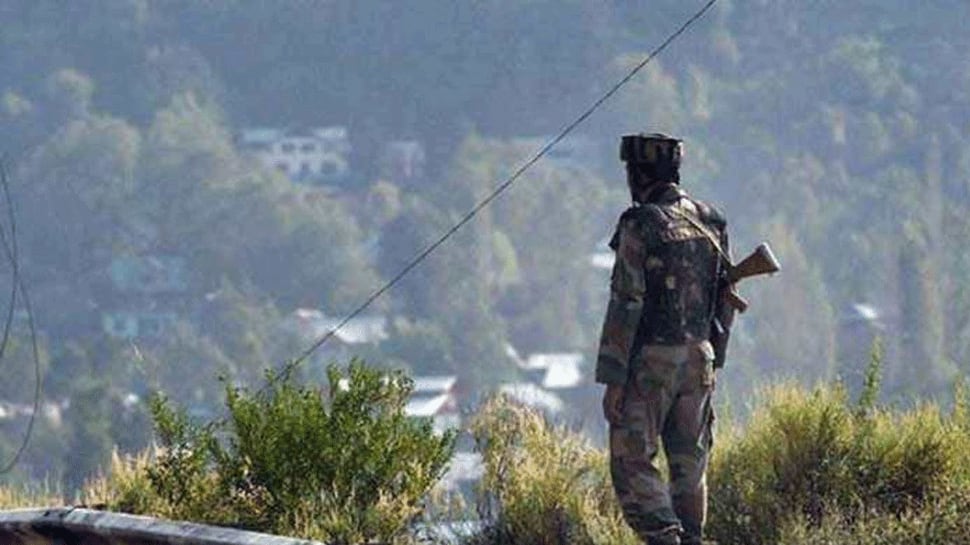 Pakistan troops shell areas along LoC in Jammu and Kashmir&#039;s Degwar sector