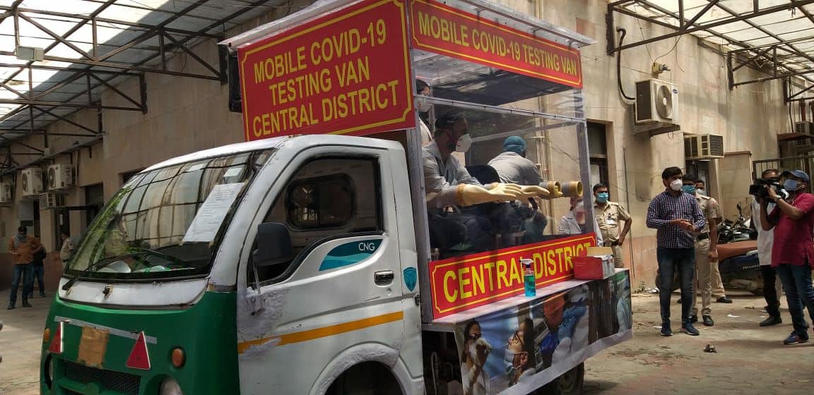 Delhi COVID-19 testing van