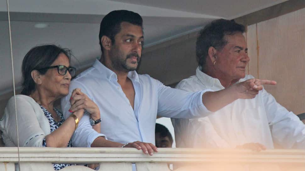 Salman Khan&#039;s father Salim Khan reacts to reports alleging he flouted lockdown rules for his &#039;routine&#039; morning walk