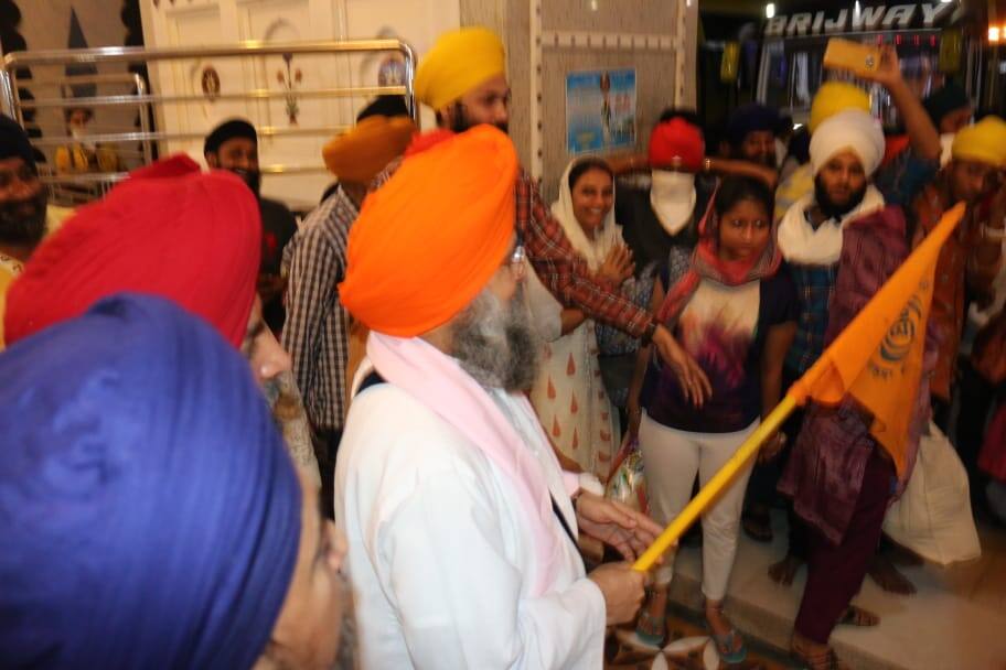 Sikh devotees stuck in Maharashtra return back home