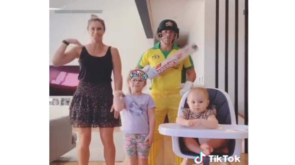 David Warner shares adorable dance video with wife Candice, daughters--Watch