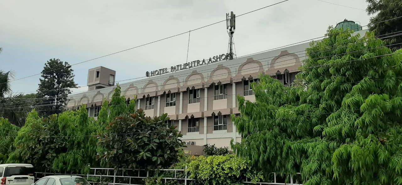 Employees of Bank of Baroda have been quarantined at the Ashoka Hotel, Patna