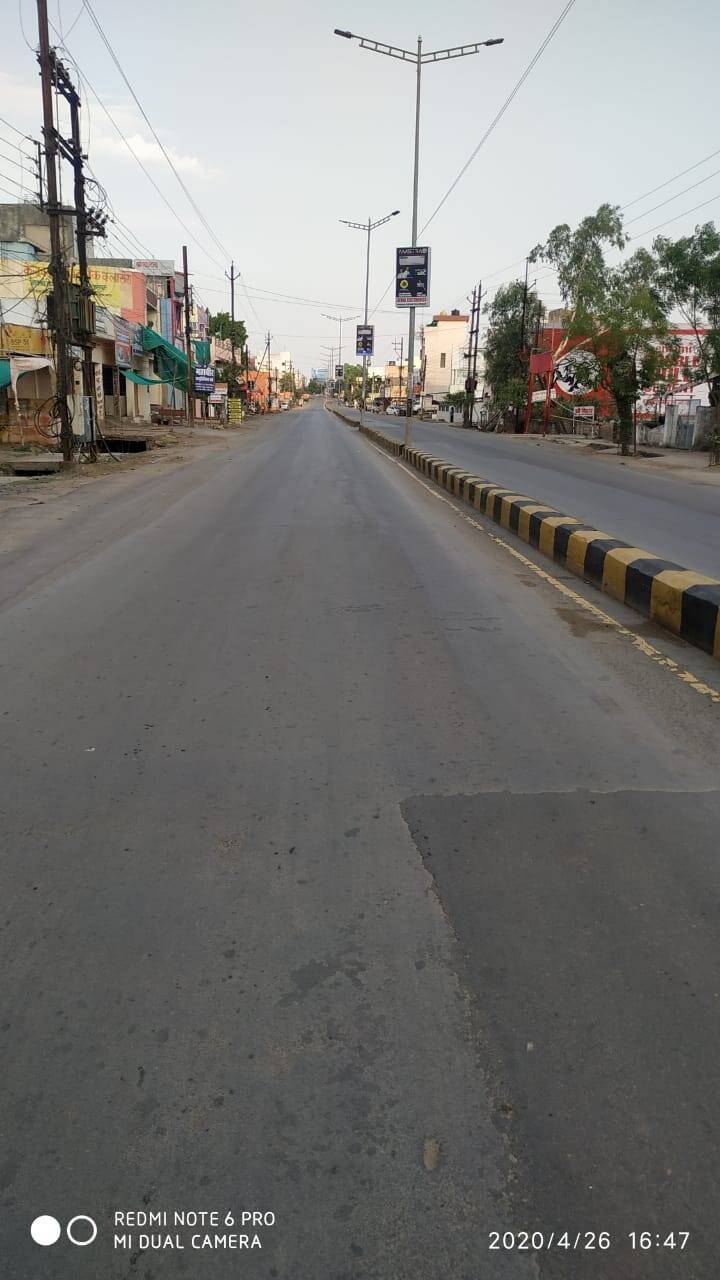 Deserted road in Sarkanda area in Chhattisgarh