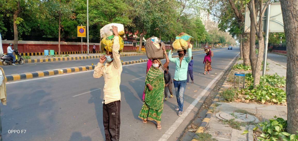 Daily wage earners returning back home amid lockdown restrictions