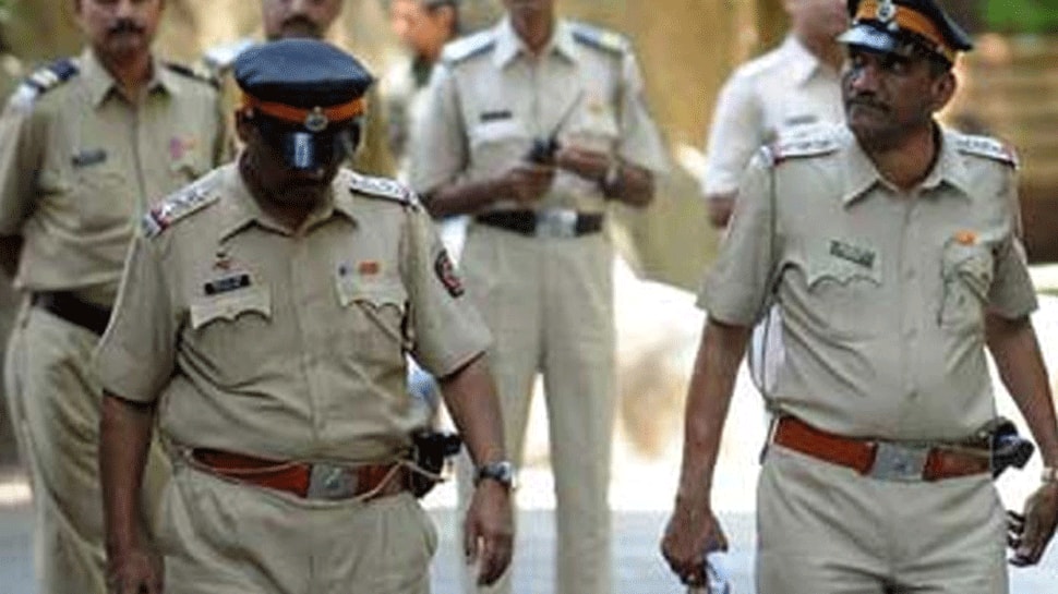 Palghar lynching case: 35 policemen of Kasa Police station transferred