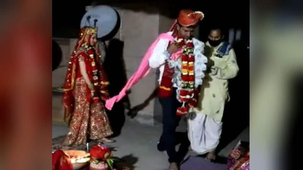 ‘Bigg Boss 2’ winner Ashutosh Kaushik marries Arpita Tiwari on terrace amid lockdown, to donate wedding money to PM-CARES Fund