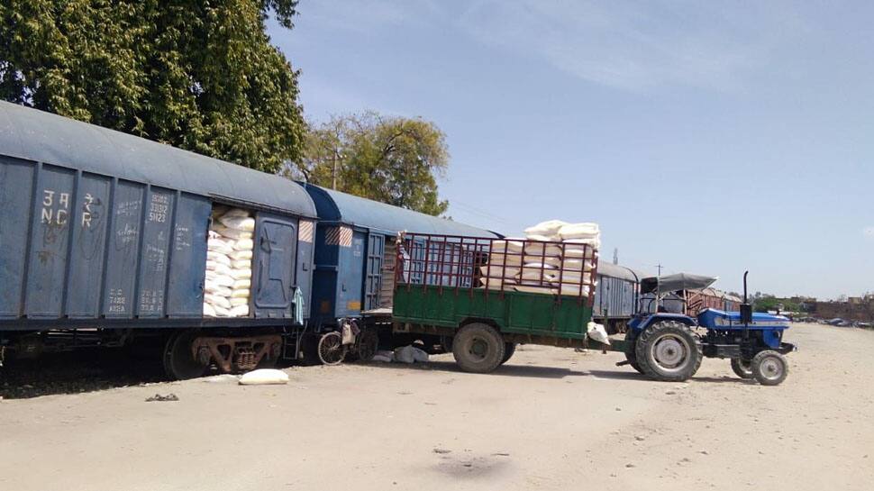 Indian Railways load over 7.75 lacs tonnes of private foodgrains freight during coronavirus COVID-19 lockdown from March 25 to April 28