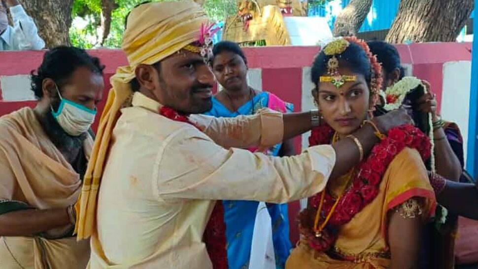 Amid coronavirus COVID-19 scare, couple tie knot in small ceremony in Andhra Pradesh&#039;s Tirupati