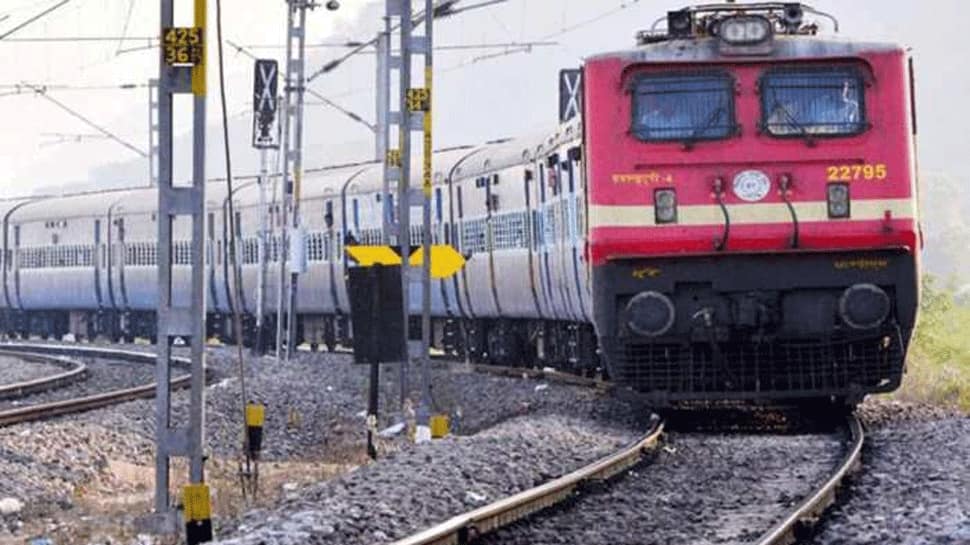 Indian Railways runs special train to ferry stranded migrants from Telangana to Jharkhand amid coronavirus COVID-19 lockdown