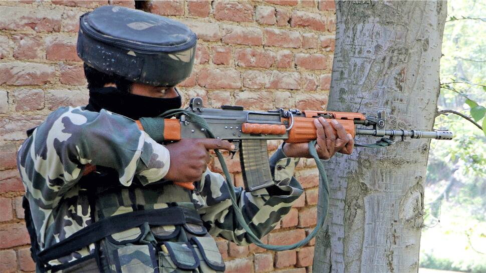 Two terrorists killed in encounter in Dangerpora area of Jammu and Kashmir&#039;s Pulwama; locals resort to stone-pelting