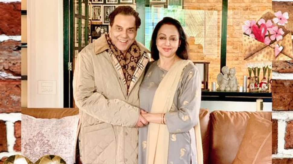 Hema Malini thanks fans on wedding anniversary with Dharmendra