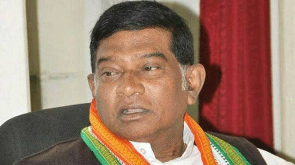 Chhattisgarh&#039;s first CM Ajit Jogi suffers cardiac arrest, put on ventilator, condition serious