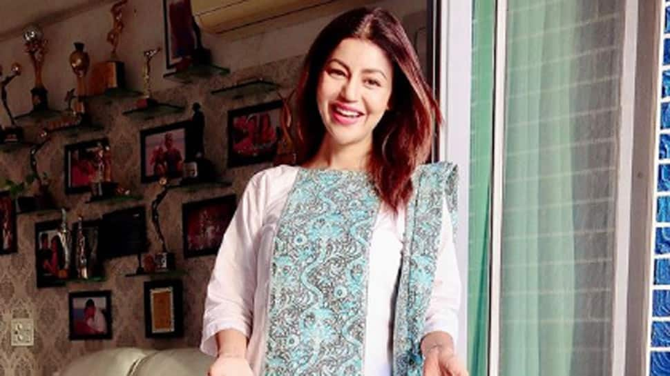 Mother&#039;s Day special: Debina Bonnerjee recalls how her mother stitched Kajol&#039;s &#039;Baazigar&#039; outfit for her