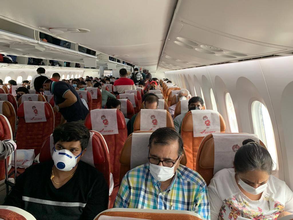 Passengers in Singapore-Mumbai flight