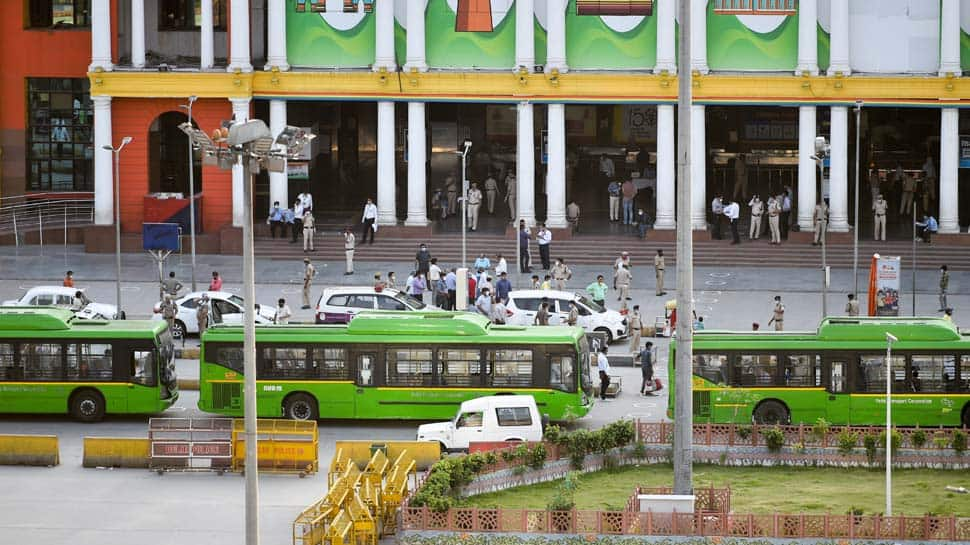 DTC to operate buses for railway passengers coming to Delhi