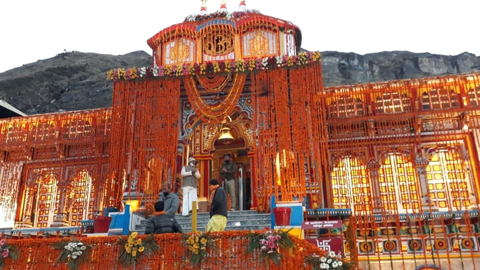 Portals of Badrinath Temple opened amid chanting of Vedic Mantras