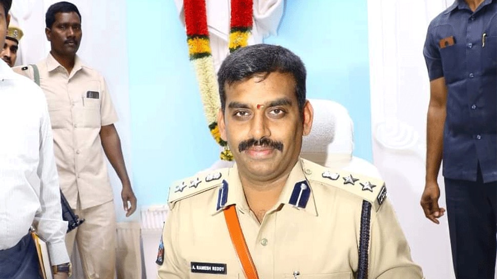 Tirupati SP Avula Ramesh Reddy helps farmers in harvesting, donates 50 percent salary 