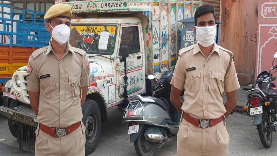 Two Jaipur policemen beat coronavirus COVID-19, return to duty