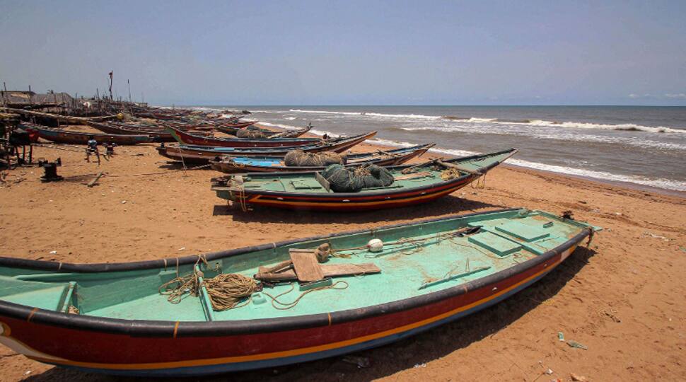 Odisha urges Centre to suspend Shramik special trains from May 18 for 3 days due to cyclone Amphan