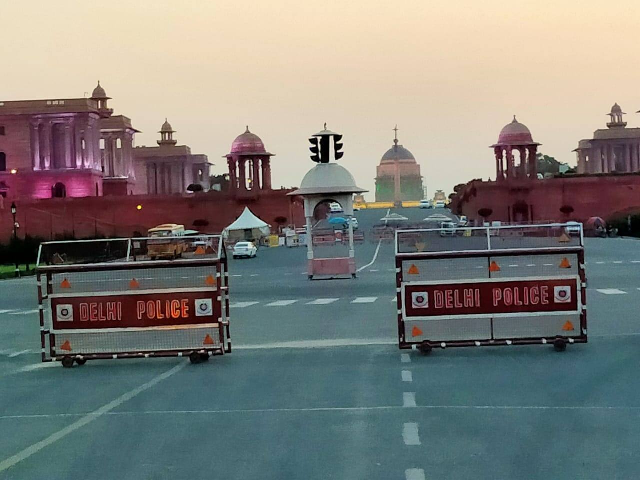 Rajpath wears a deserted look on lockdown day 53