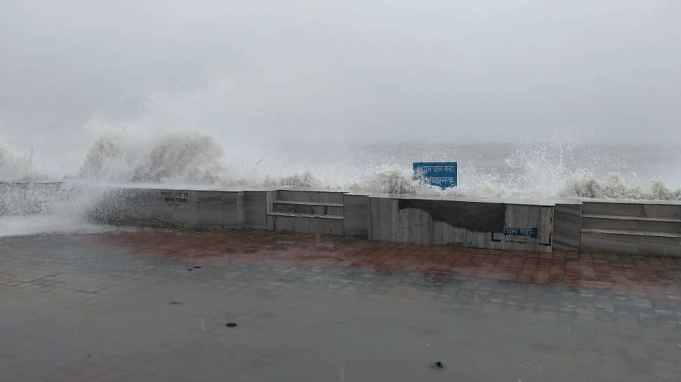 Kolkata airport closed, cargo flight operations suspended due to Cyclone Amphan