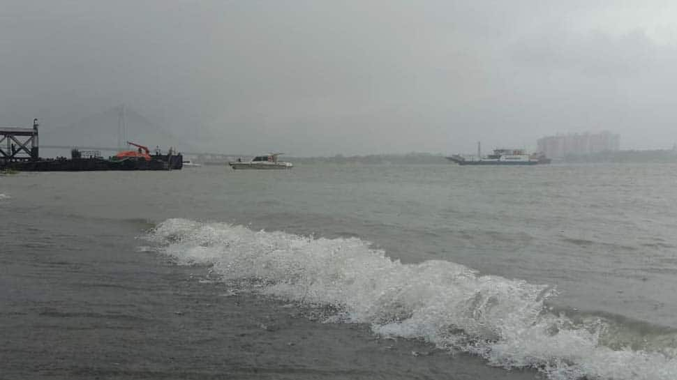 Cyclone Amphan crosses Digha-Hatiya Islands coast, weakens into very severe cyclonic storm