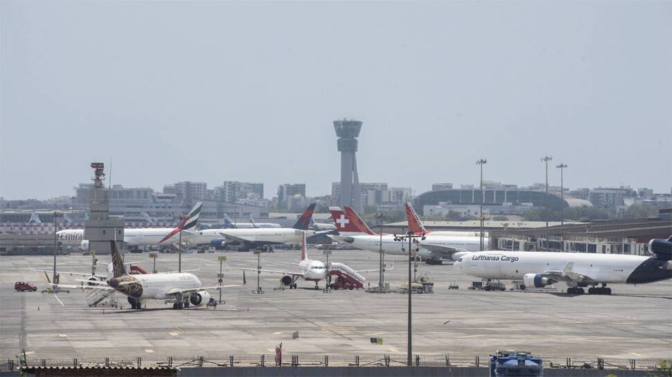 Maharashtra allows 25 flights to and from Mumbai from May 25; numbers to increase gradually