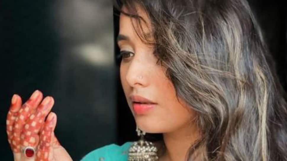 Bhojpuri sizzler Rani Chatterjee&#039;s Eid look mesmerizes the internet – Check out!