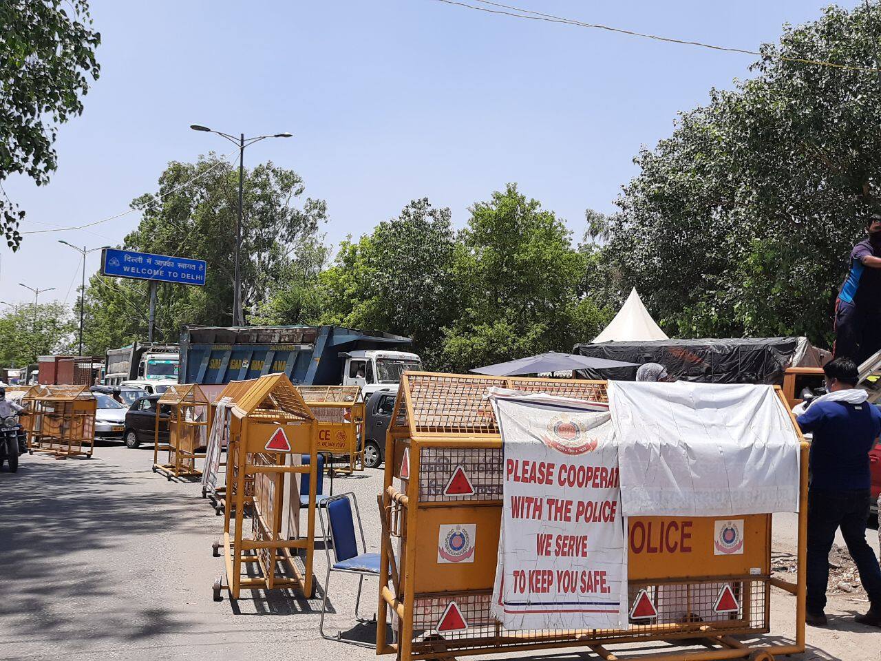 Traffic jam at Kalindi Kunj