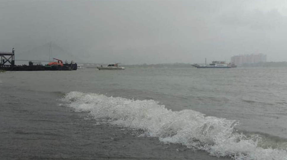 Cyclonic storm likely to reach Maharashtra, Gujarat coasts on June 3, forecasts IMD