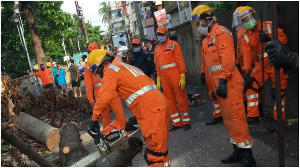 NDRF deploys 9 teams in Maharashtra amid cyclonic warning