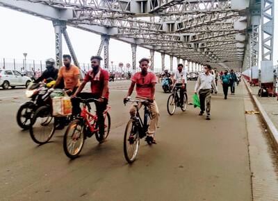 People on cycles in West Bengal (1)