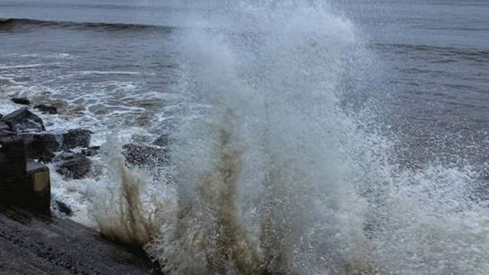 Cyclone Nisarga makes landfall in Maharashtra's Alibaug, to enter ...