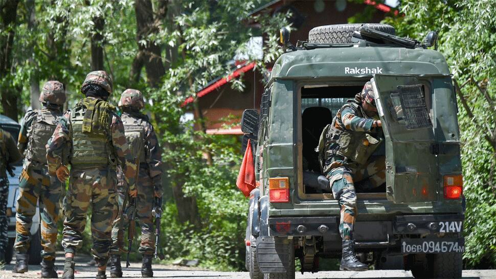 Pakistan violates ceasefire along LoC in Jammu and Kashmir&#039;s Kupwara, Baramulla districts